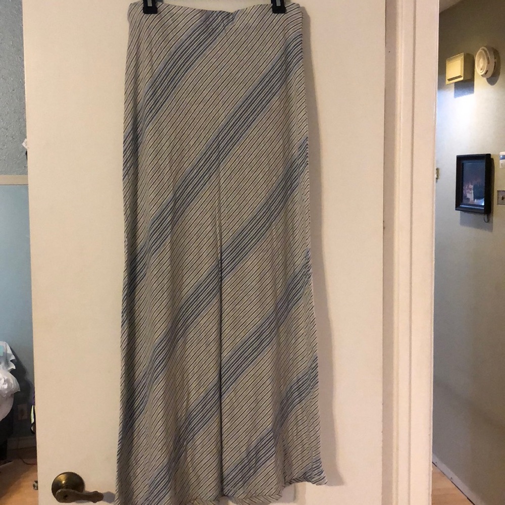 Maxi skirt